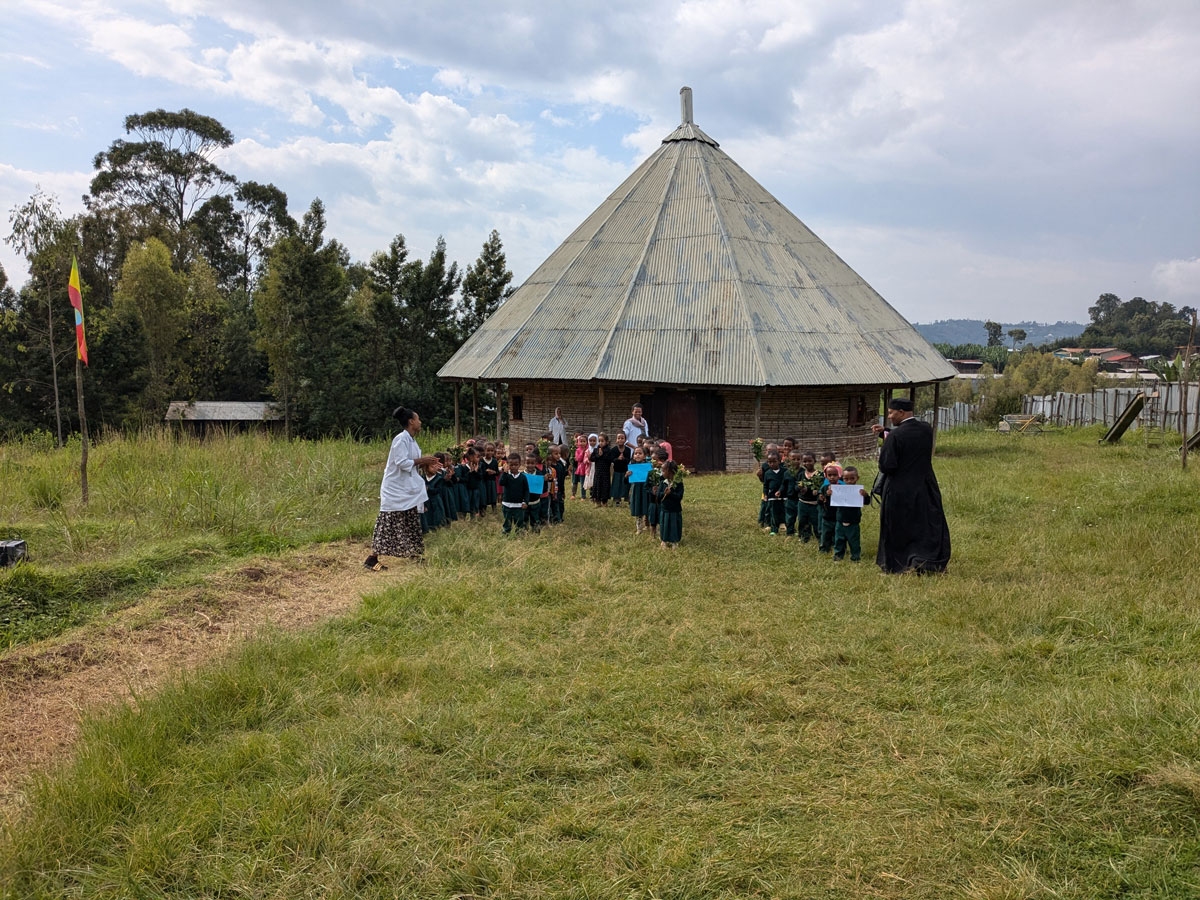 Costruzione dell’asilo San Gabriel - Agena