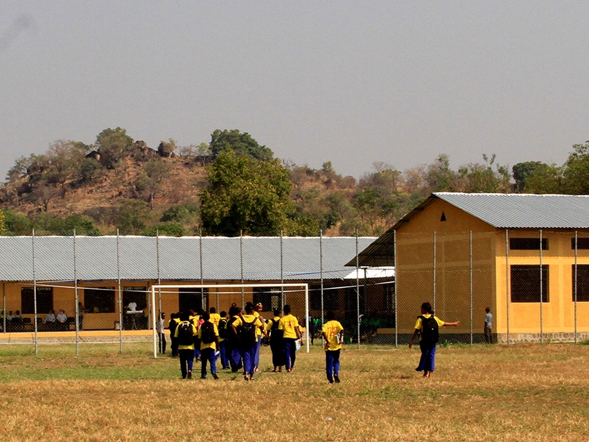 Costruzione di un edifcio per la scuola superiore
