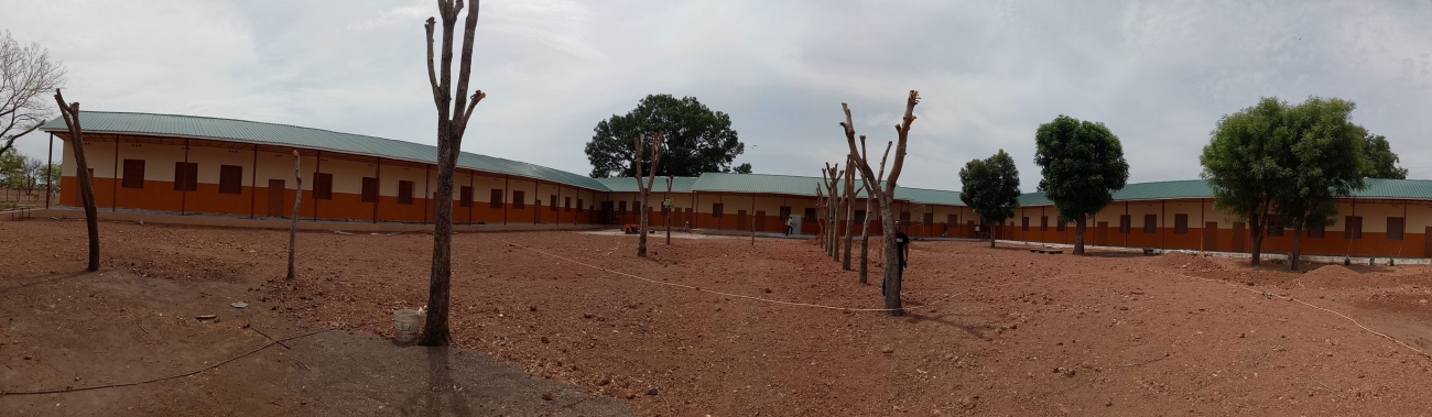 Scuola primaria e superiore, sostegno all'alfabetizzazione informatica