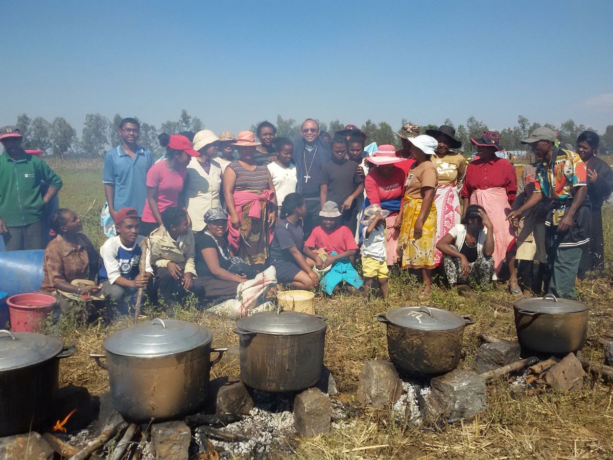 Una nuova scuola ad Amparamanina
